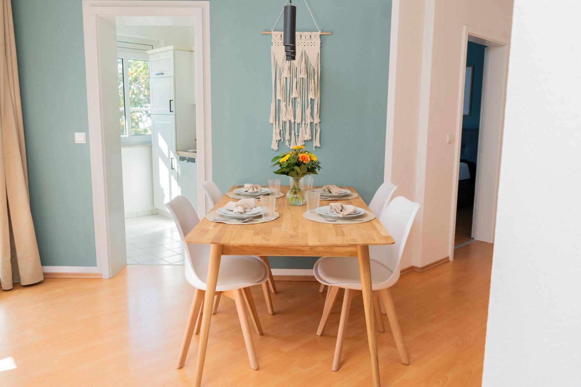 Jino I Modern - Lage - Balkon Apartment Pirna